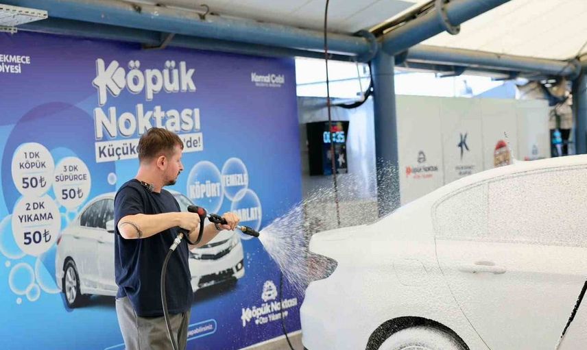 Küçükçekmece belediyesi’nden araç sahiplerine köpük noktası hizmeti