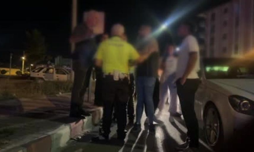 Babasının yardımına koşan genç, ceza fırtınasına neden oldu