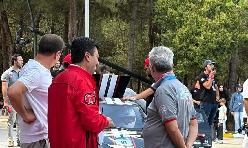 Tek üniversite SUBÜ, elektrikli araç yarışlarında üç araçla finallere katıldı