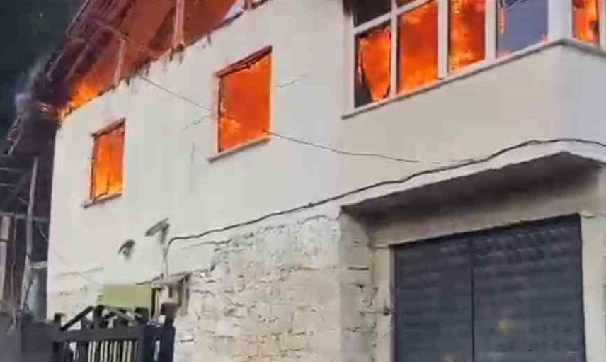 Karabük'te müstakil ev yangında kullanılamaz hale geldi