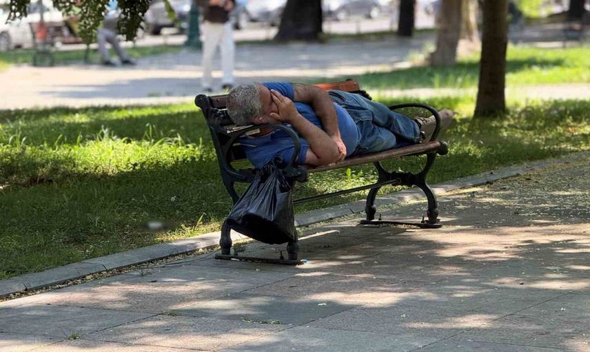 İstanbul'da sıcak hava ve nem bunaltıyor