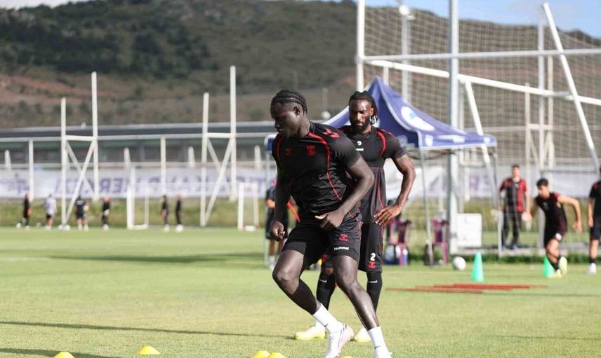 Sivasspor sezon hazırlıklarına kuvvet antrenmanlarıyla devam ediyor