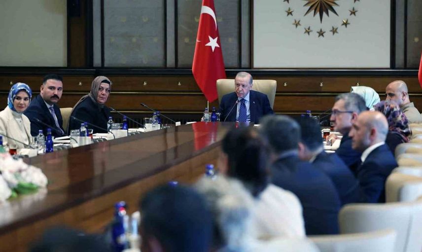 Cumhurbaşkanı Erdoğan, şehit yakınları ve gazilerle buluştu