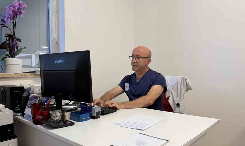 Kızıyla birlikte hastanede görev yapmanın mutluluğunu yaşıyorlar