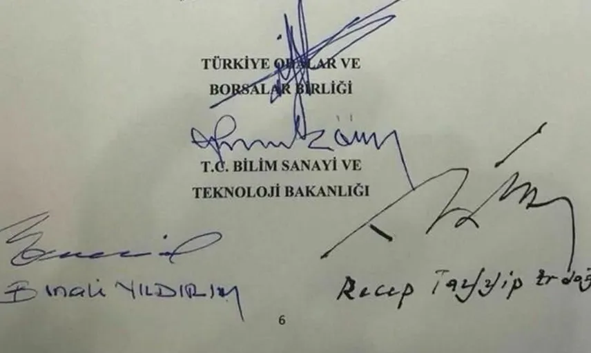 Düzce belediye başkanı özlü, togg ile asfalt testinde gündeme dair açıklamalarda bulundu