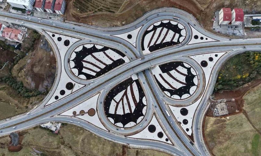 Bitlis'te yeni bir görsel şölen: Yonca Kavşağı'nın peyzaj çalışmaları göz kamaştırıyor