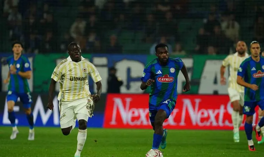 Fenerbahçe, Rizespor karşısında ilk yarıyı önde kapattı