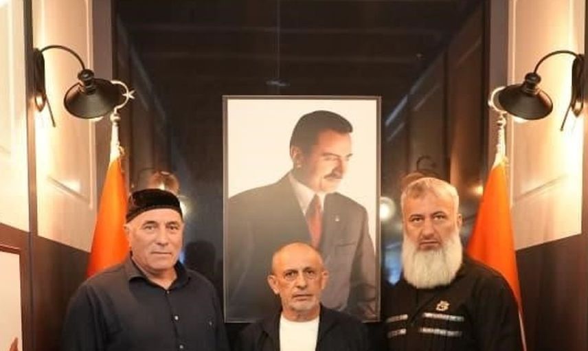 Çeçenistan heyetinden Muhsin Yazıcıoğlu'na anlamlı vefa ziyareti