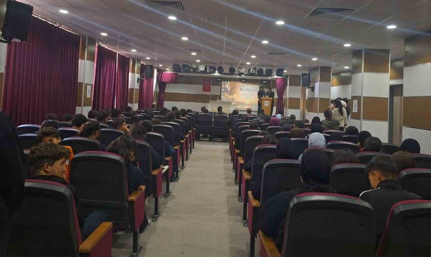 Kars’ta imam hatip okullarının kuruluş yıl dönümü sevgi ve saygıyla kutlandı