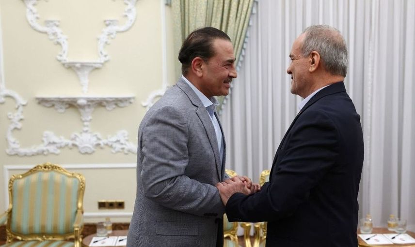 İran cumhurbaşkanı pezeşkiyan, pakistan genelkurmay başkanı munir ile kritik görüşme gerçekleştirdi