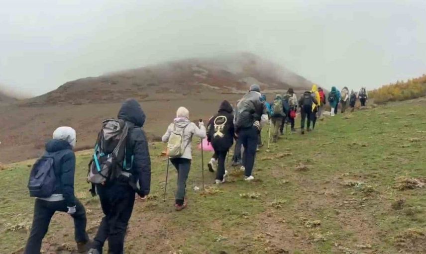 Cumhuriyet Bayramı’nda Atatürk Dağı’nda tarihi zirve tırmanışı