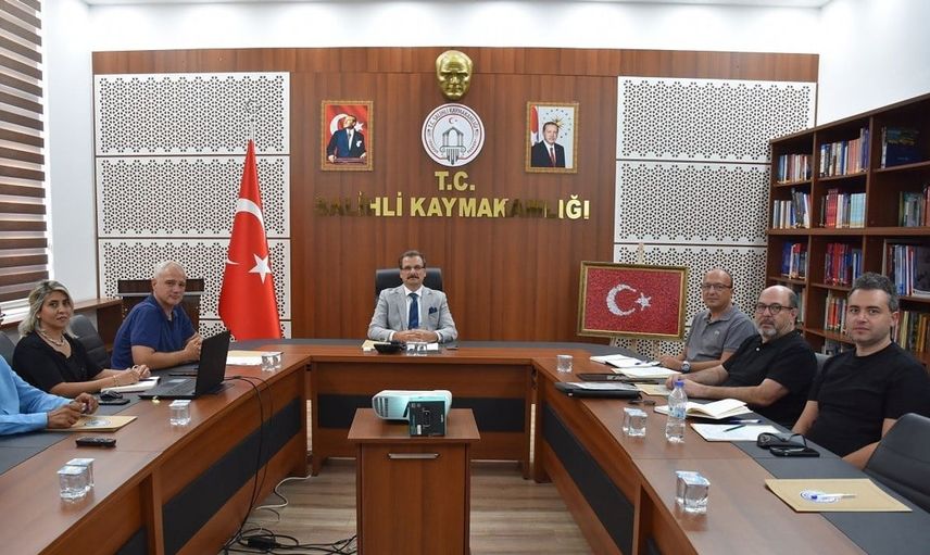 Salihli'de jeotermal kaynakların tarımsal üretime entegrasyonu için önemli adımlar atılıyor