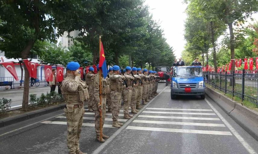 Batman'da Cumhuriyet Bayramı coşkusu renkli etkinliklerle kutlandı