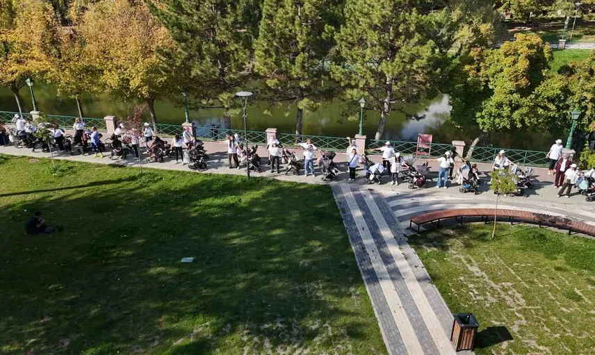 Eskişehir’de 75 anne ve bebekleri egzersizde buluştu