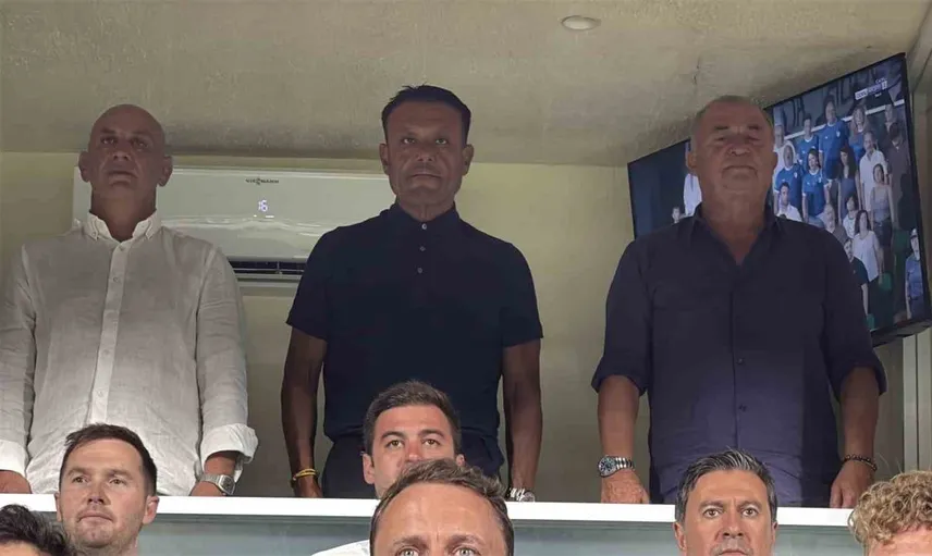 Fatih Terim, muğla derbisinde yerini aldı
