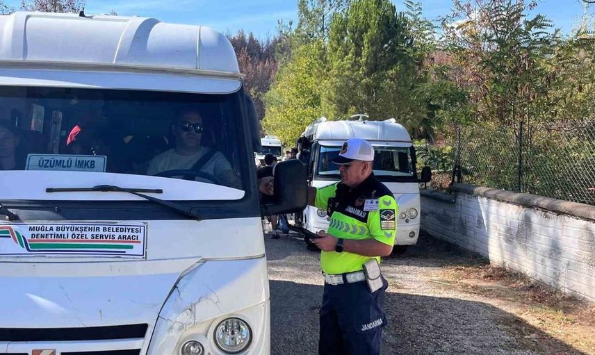 Muğla'da okul servisleri için düzenli denetimlerle öğrenci güvenliği sağlanıyor