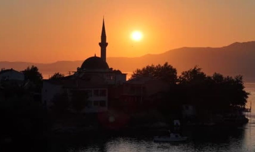 Elazığ’da kartpostallık gün batımı görüntüleri dikkat çekti