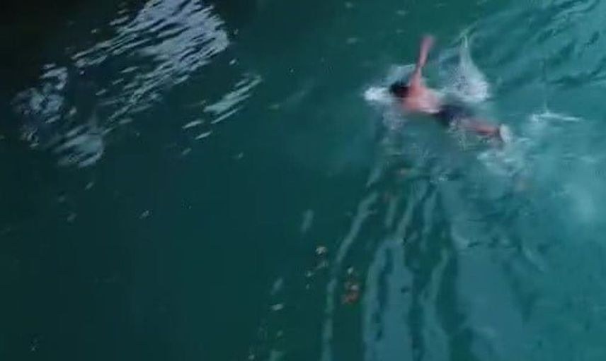 Manavgat'ta gençlerin 20 metre yükseklikteki köprüden tehlikeli atlayışı