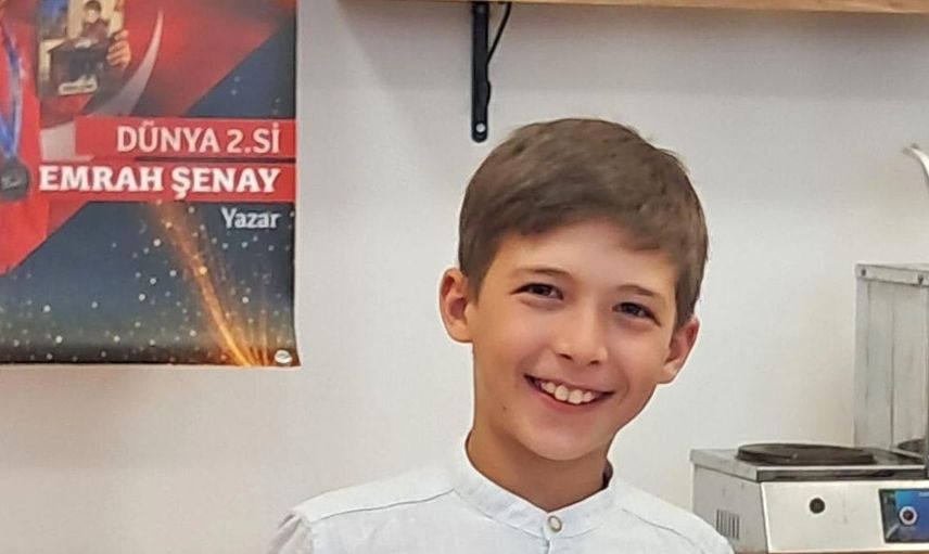 Balıkesirli çocuk yazar emrah şenay’dan, yazar ve şairlere söyleşi
