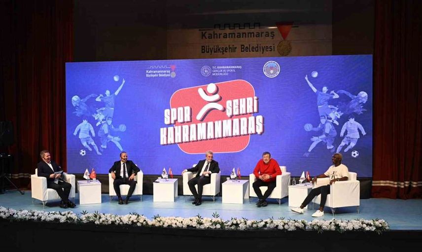 Türk futbolunun efsaneleri kahramanmaraş'ta spor buluşmasında bir araya geldi
