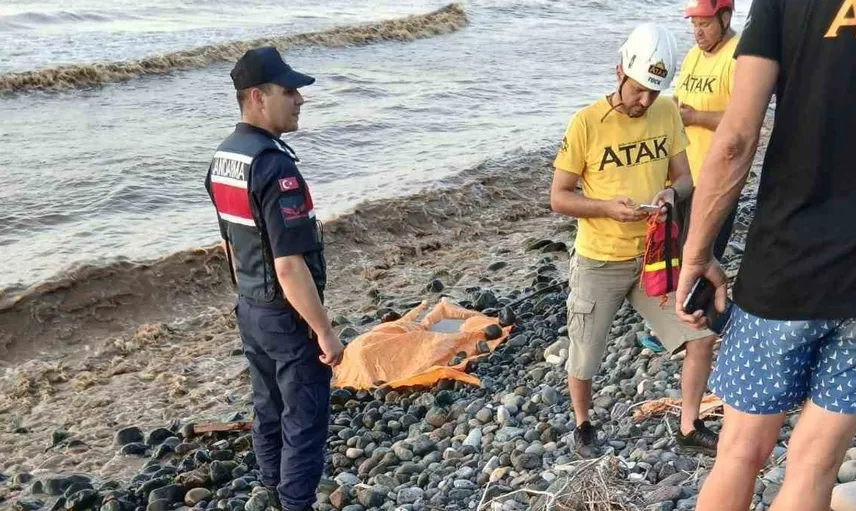 Giresun'da sel felaketi: Kız kardeşlerin cansız bedenine ulaşıldı, anne hâlâ kayıp
