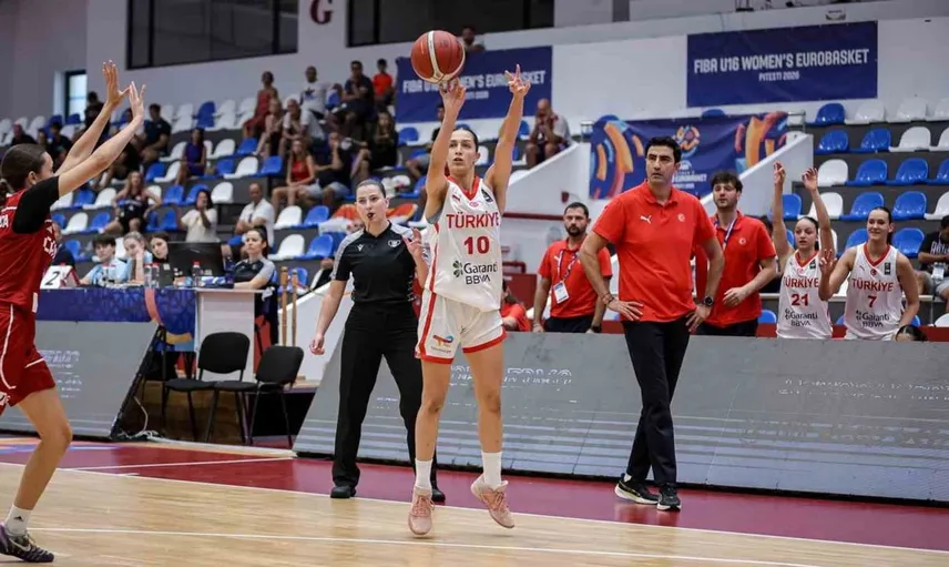 16 yaş altı kız milli takımı çeyrek finale yükseldi