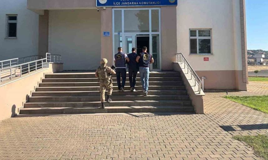Bingöl'de hapis cezası bulunan 6 zanlı jandarma tarafından yakalandı