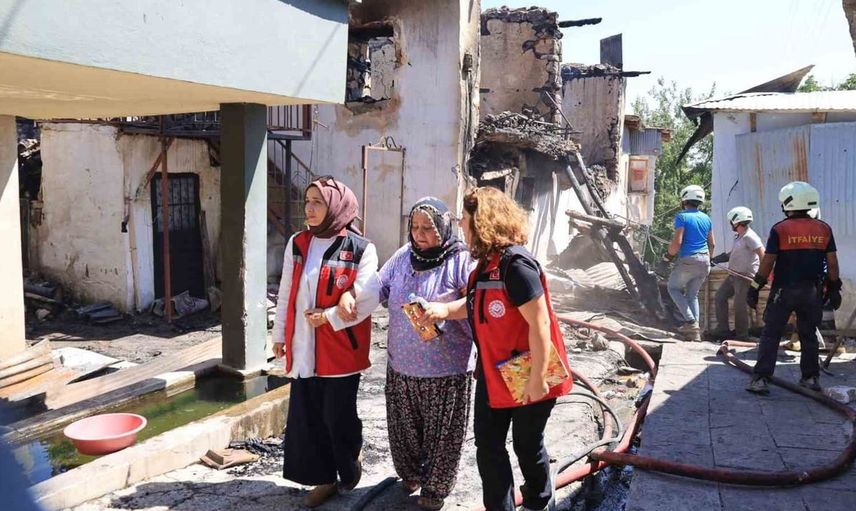 Kemaliye'de yangın mağdurlarına psikolojik destek seferberliği