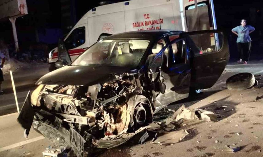 Osmaniye'de 3 aracın karıştığı zincirleme kaza: 5 yaralı