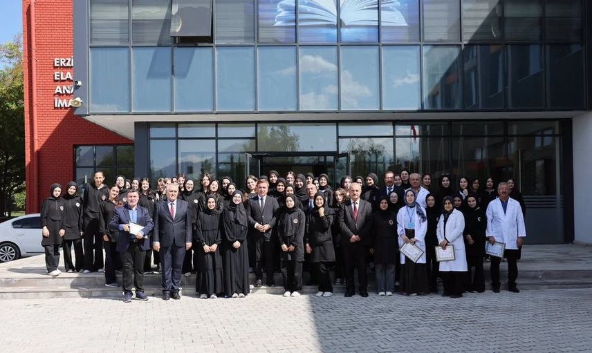Erzincan valisi öğretmenlere rehberlik vurgusu yaptı