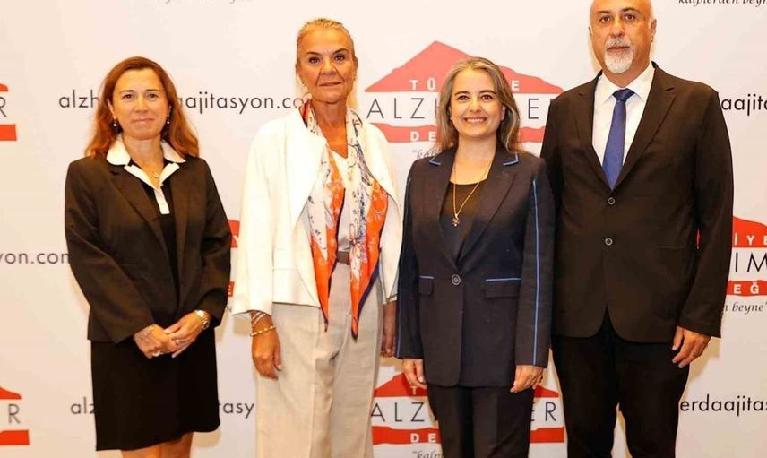 Alzheimer hastalığına yönelik yeni tedavi ve tanı yöntemleri tanıtıldı