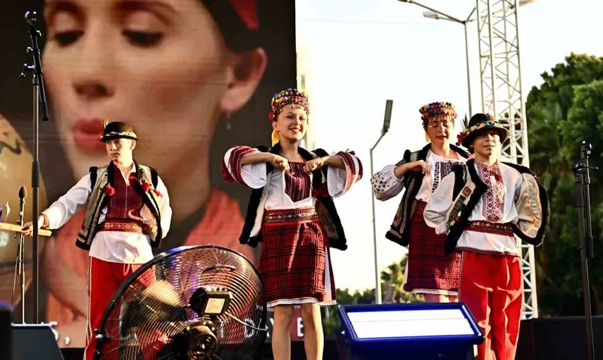 Muratpaşa'da kültürel şölen devam ediyor: Yöreler Renkler Festivali!