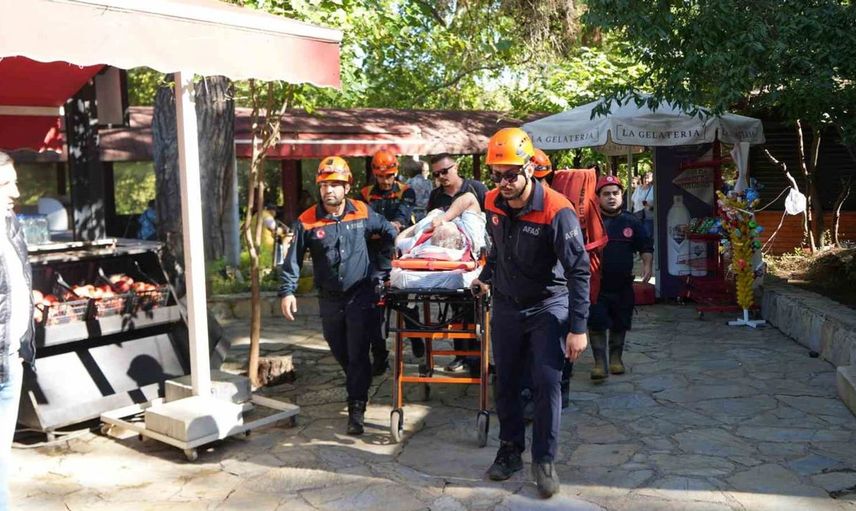 Kurşunlu Şelalesi'nde kaza geçiren kadın kurtarıldı