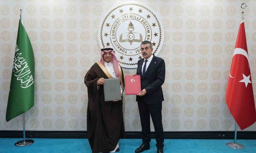 Eğitim iş birliği için önemli adım: Bakan Tekin Suudi Arabistan'da