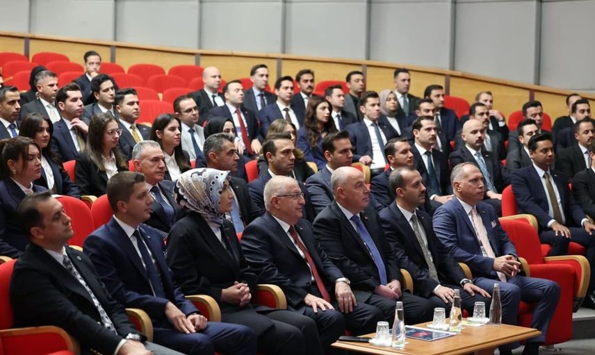 Milli Savunma Bakanı Güler kaymakam adaylarıyla buluştu