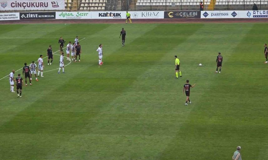 Bandırmaspor ve Sivasspor yeni bir puan paylaşımında bulundu