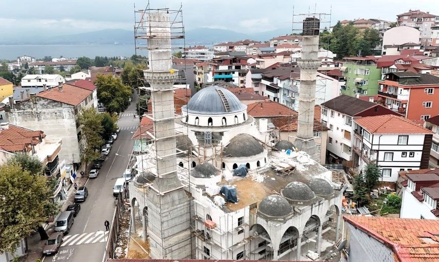 Kuruçeşme merkez camisi inşaatında son durum: Yeni siluet şekilleniyor
