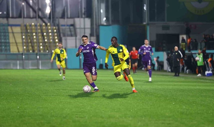 Esenler Erokspor, Ankara Keçiörengücü'nü 3-2 mağlup ederek galibiyet serisini sürdürdü