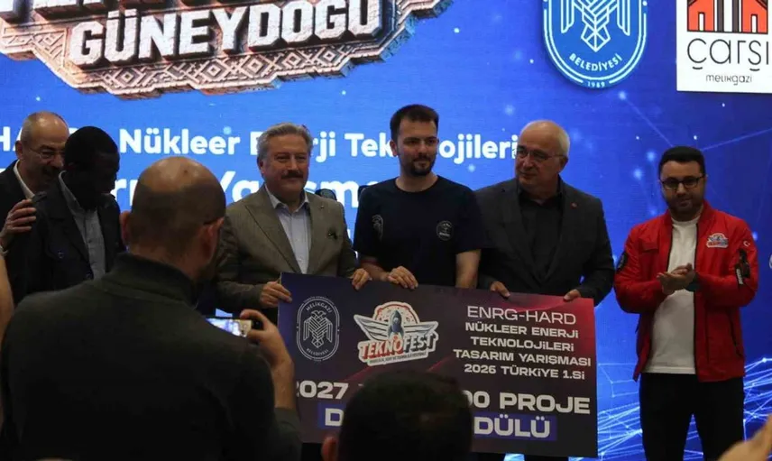 Kayserililer insansı robot mega ile buluştu: teknoloji ve eğitimde önemli adımlar