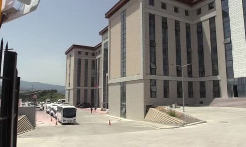 Yalova'daki devre mülk dolandırıcılığı davasında ev hapsi kararı kaldırıldı