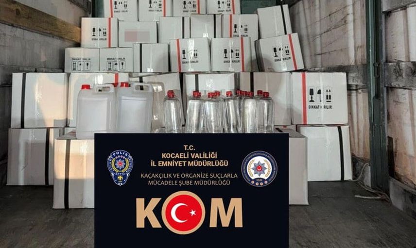 Kocaeli'de kaçakçılık operasyonu: 2 bin 400 litre etil alkol ele geçirildi