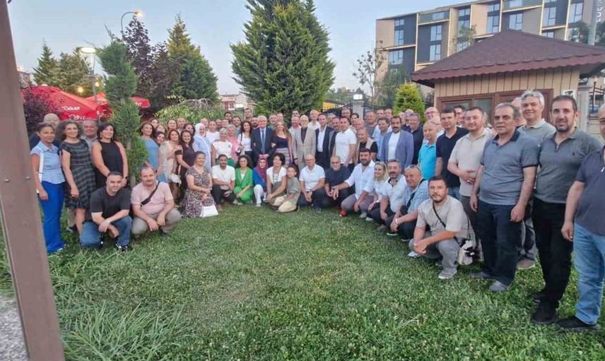 Eskişehir sağlık teşkilatından emekli olan Ömer Faruk Üresin’e vefa yemeği