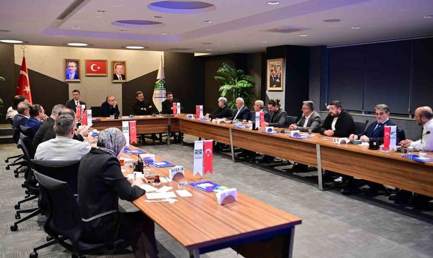 Muhtarlar gününde bahçelievler'de birliktelik: Başkan bahadır muhtarları ağırladı
