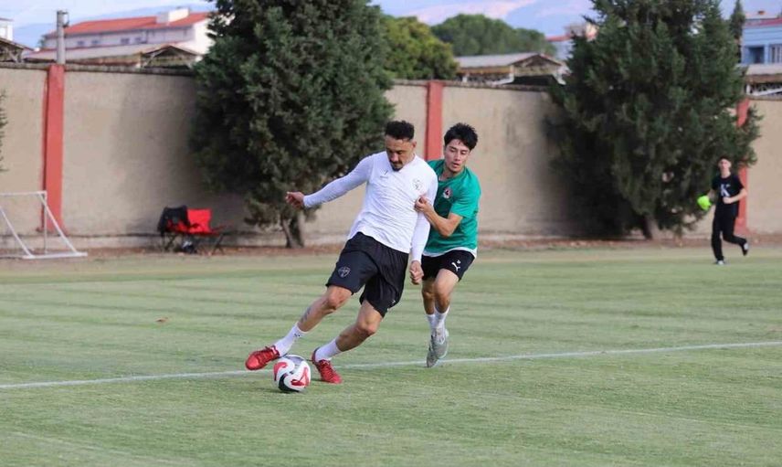 Nazilli şehir spor, hazırlık maçında incirliova ile berabere kaldı