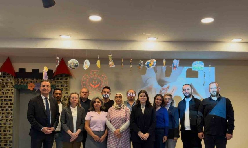 Düzce'de personellere psikolojik destek eğitimi verildi