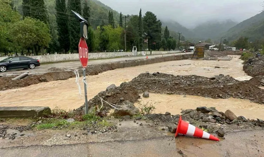 Yalova'da aşırı yağış alarmı: Bir günde metrekareye 84 kilo düştü