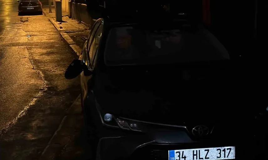 Park halindeki araçlara vandalizm: Odunpazarı'nda dikiz aynaları kırıldı