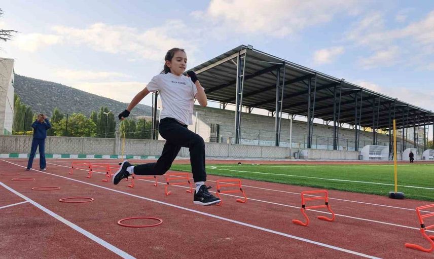 Bozkır'da genç sporcular geleceğe adım atıyor