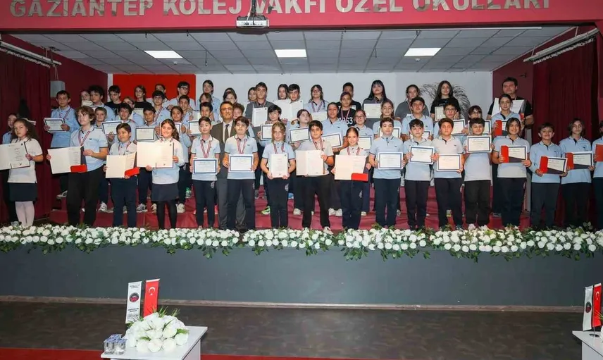 GKV özel okullarında uluslararası başarılar taçlandı: Cambridge ve TOEFL sertifikaları sahiplerini buldu