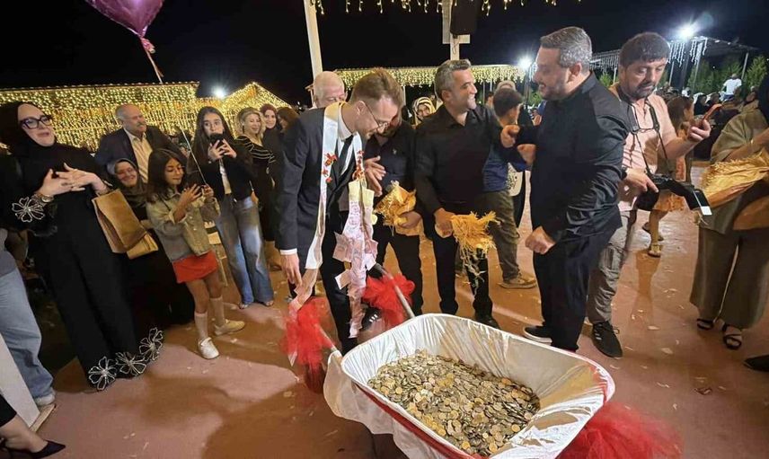 Damadın Arkadaşlarından Renkli Düğün Sürprizi